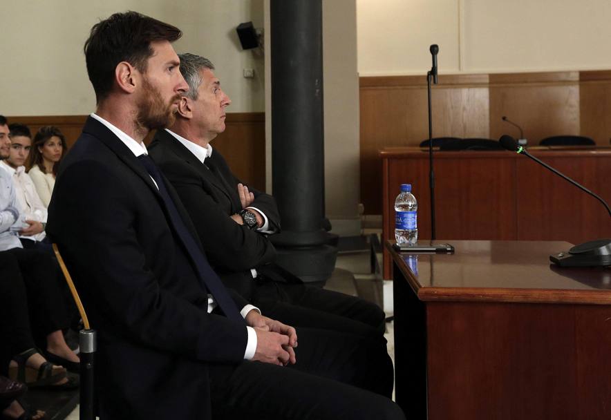 Nelle prossime segue proviamo a ricostruire tutti i cambiamenti di look di Messi: da quando arriv, giovanissimo, nella cantera del Barcellona fino ad oggi.